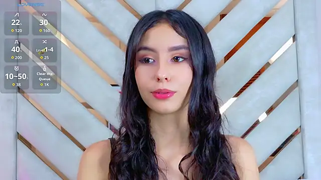 Sarah-Grace online show from January 14, 1:09 am