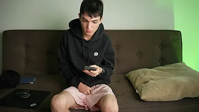 MattyandAiden online show from February 19, 6:05 pm