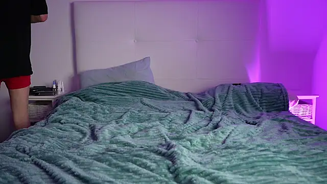 MattyandAiden online show from February 8, 7:55 pm