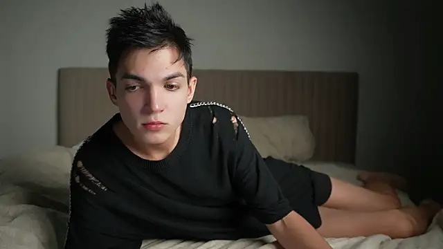 Snapshot of MattyandAiden chatting on July 10, 5:57 pm MattyandAiden online show from July 10, 5:57 pm