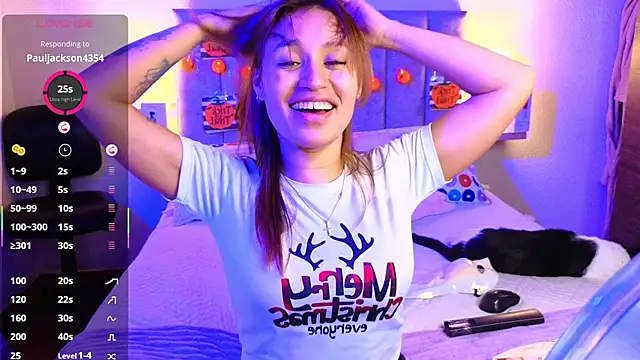 juliana-mancini online show from October 29, 6:18 pm