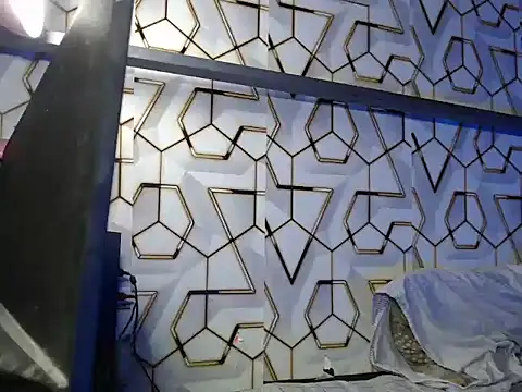 darryl hugecok online show from December 20, 2:14 am