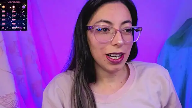 Snapshot of Miranda_sexlove_ chatting on February 28, 7:02 pm Miranda sexlove online show from February 28, 7:02 pm