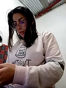 Snapshot of Miranda_sexlove_ chatting on October 24, 4:28 pm Miranda sexlove online show from October 24, 4:28 pm