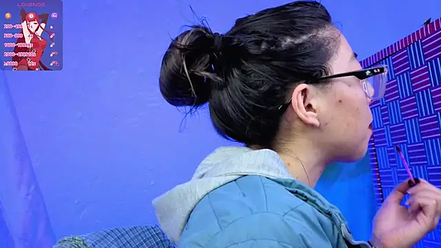 Snapshot of Miranda_sexlove_ chatting on February 25, 7:03 pm Miranda sexlove online show from February 25, 7:03 pm