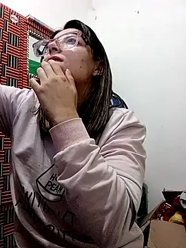 Snapshot of Miranda_sexlove_ chatting on October 21, 3:22 pm Miranda sexlove online show from October 21, 3:22 pm