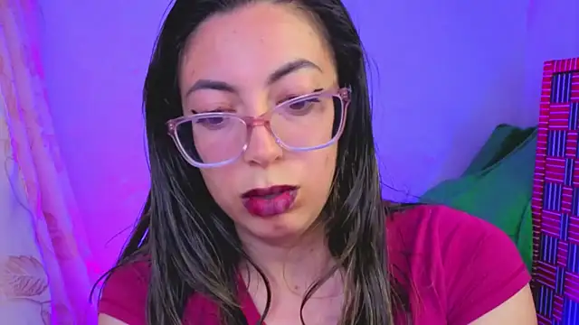 Snapshot of Miranda_sexlove_ chatting on January 7, 7:35 am Miranda sexlove online show from January 7, 7:35 am