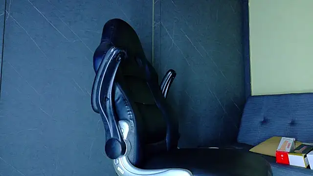 ALANNFERRER online show from April 7, 9:55 am