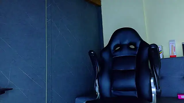 ALANNFERRER online show from March 5, 10:12 am