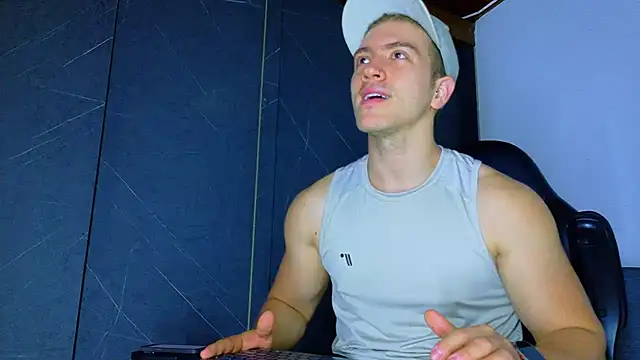 ALANNFERRER online show from February 21, 10:17 am