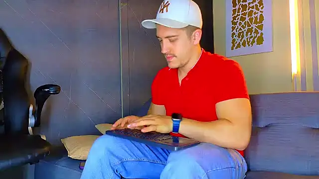 ALANNFERRER online show from July 1, 10:15 am