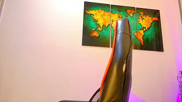 ALANNFERRER online show from November 15, 11:36 am