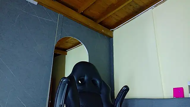 ALANNFERRER online show from February 28, 10:15 am