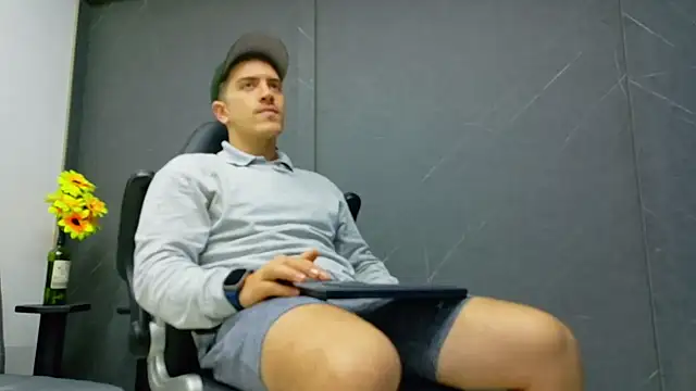 ALANNFERRER online show from January 7, 10:31 am