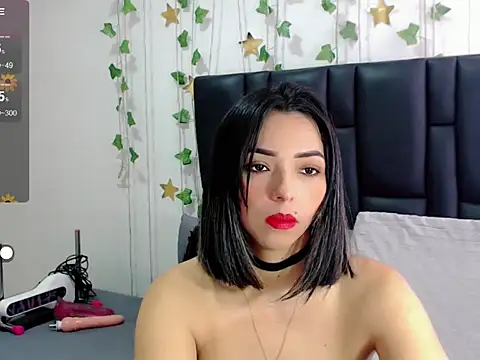 sara arias00 online show from September 17, 1:13 pm
