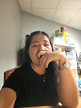 katieforest online show from March 4, 3:20 pm