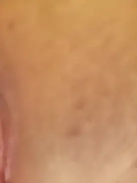 Snapshot of Sandiq99six chatting on October 31, 12:18 am Sandiq99six online show from October 31, 12:18 am