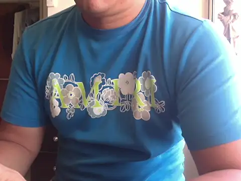 Snapshot of zeusmasterhorny chatting on September 10, 2:27 pm zeusmasterhorny online show from September 10, 2:27 pm
