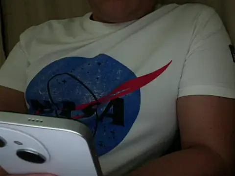 Snapshot of zeusmasterhorny chatting on October 14, 1:50 am zeusmasterhorny online show from October 14, 1:50 am
