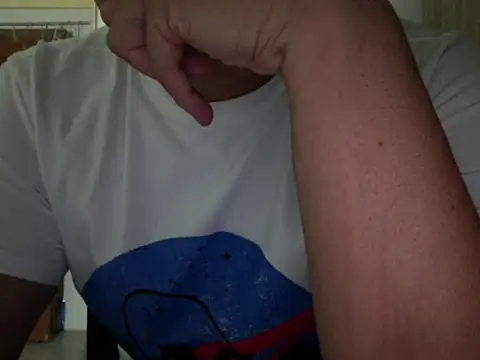 Snapshot of zeusmasterhorny chatting on October 7, 2:56 am zeusmasterhorny online show from October 7, 2:56 am