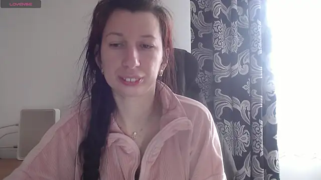 RosieHayes online show from November 25, 9:31 am