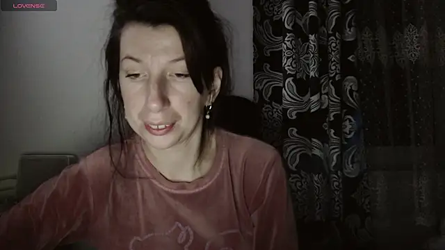 RosieHayes online show from November 28, 3:34 pm