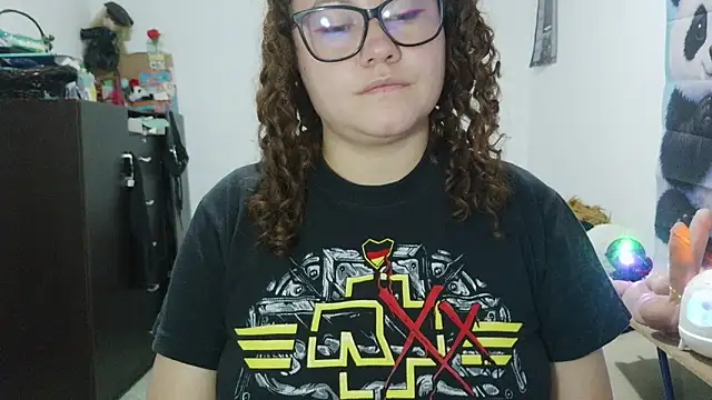 greeneyes nurse online show from May 26, 3:04 am