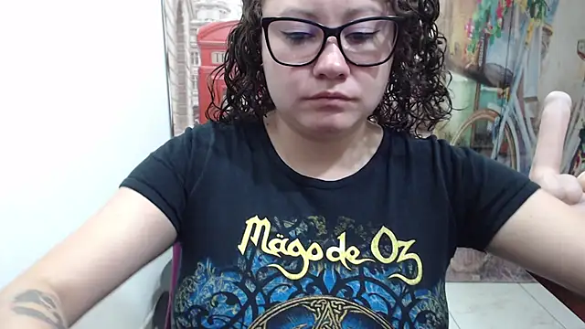 Snapshot of greeneyes_nurse chatting on November 11, 8:14 pm greeneyes nurse online show from November 11, 8:14 pm