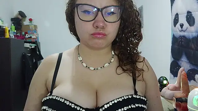 greeneyes nurse online show from June 26, 1:22 am