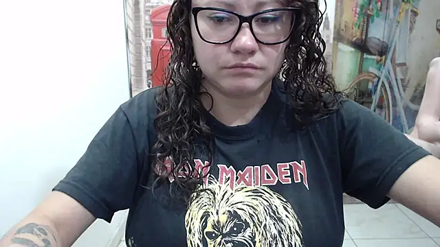 Snapshot of greeneyes_nurse chatting on December 1, 8:42 pm greeneyes nurse online show from December 1, 8:42 pm