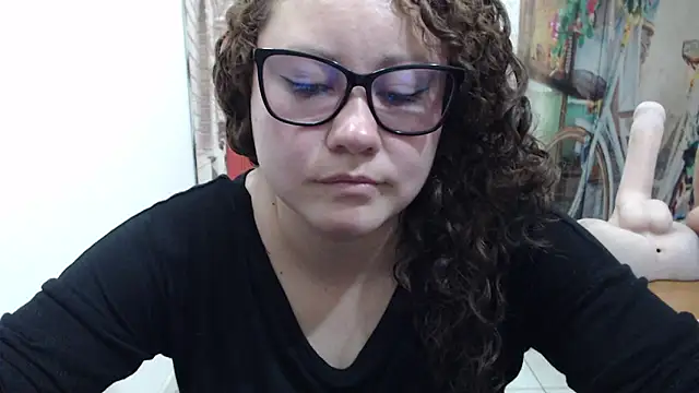 greeneyes nurse online show from December 18, 6:23 pm