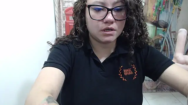 Snapshot of greeneyes_nurse chatting on November 6, 8:24 pm greeneyes nurse online show from November 6, 8:24 pm