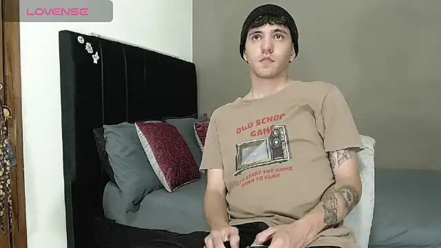 Snapshot of Matteo12_ chatting on March 2, 9:00 pm Matteo12 online show from March 2, 9:00 pm