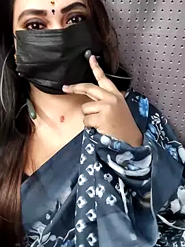 Snapshot of Cutie_nila26 chatting on November 19, 4:34 am Cutie nila26 online show from November 19, 4:34 am