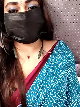 Snapshot of Cutie_nila26 chatting on November 7, 6:18 am Cutie nila26 online show from November 7, 6:18 am