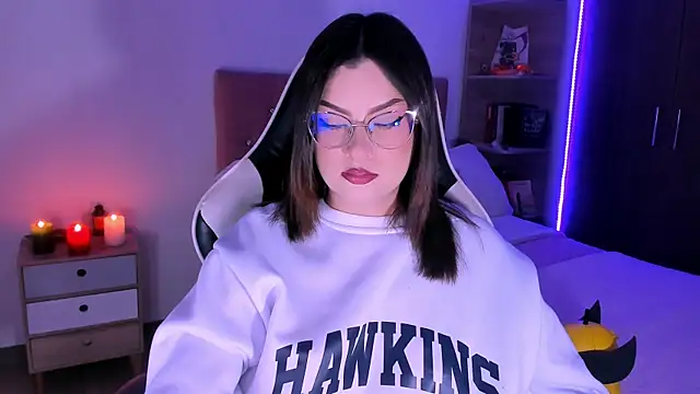 OphelianaRose33 online show from November 29, 10:10 pm