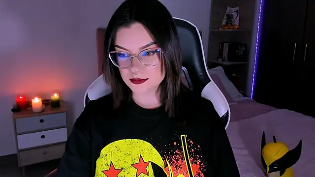 OphelianaRose33 online show from October 21, 10:53 pm