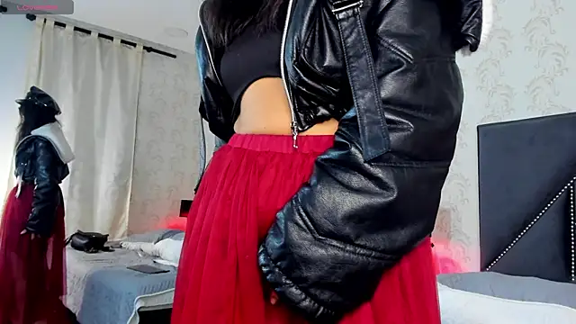 white leti online show from October 31, 10:27 pm