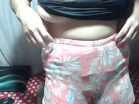 Snapshot of kendra_chai chatting on October 28, 10:31 pm kendra chai online show from October 28, 10:31 pm