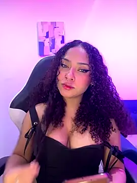 Snapshot of Kass_1 chatting on November 22, 12:10 am Kass 1 online show from November 22, 12:10 am