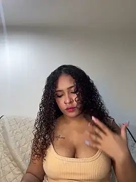 Snapshot of Kass_1 chatting on November 12, 2:37 am Kass 1 online show from November 12, 2:37 am