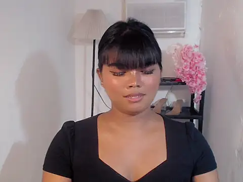Snapshot of FROXXX21 chatting on July 16, 1:41 pm FROXXX21 online show from July 16, 1:41 pm