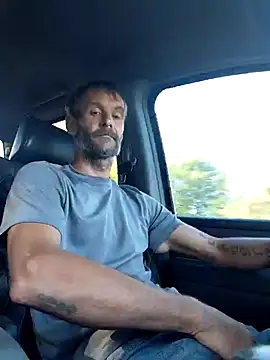 Hungwell1515 online show from April 2, 12:56 pm