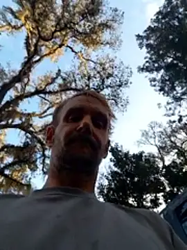 Hungwell1515 online show from March 6, 12:33 pm