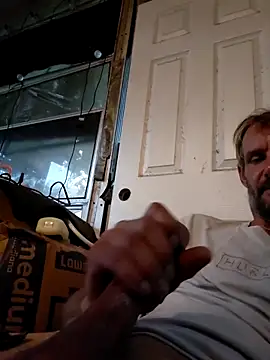 Hungwell1515 online show from June 27, 10:54 am