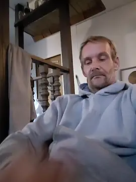 Hungwell1515 online show from February 6, 12:23 pm