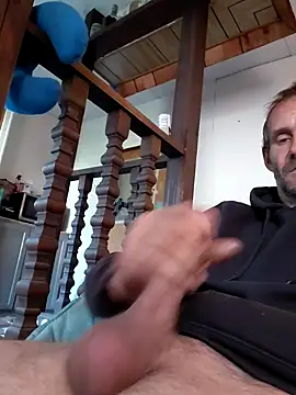 Hungwell1515 online show from November 29, 3:34 pm