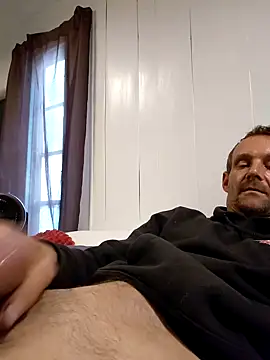 Hungwell1515 online show from November 24, 2:39 pm