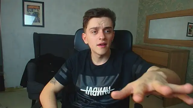 FelixStarkk online show from December 19, 5:26 pm