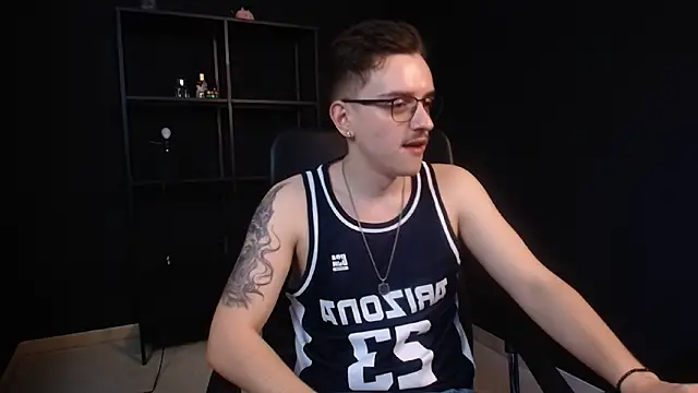 FelixStarkk online show from May 27, 6:43 am